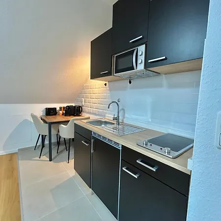 Berlin * Pattensen (Hanover)
